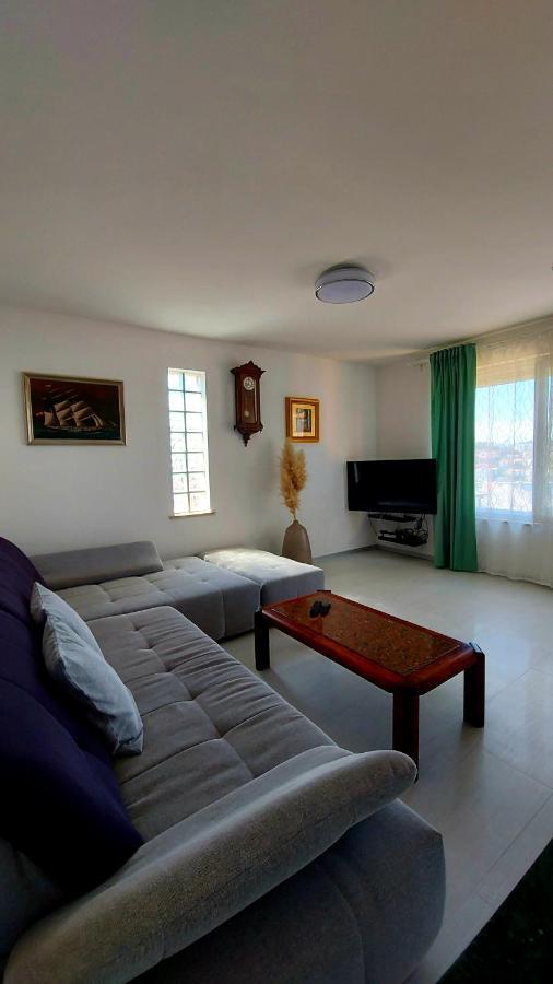 Apartment Sun View Mali Lošinj Esterno foto